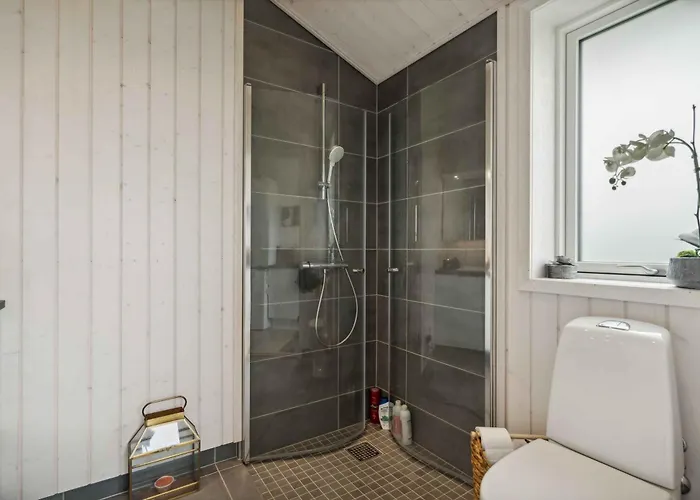 Cosy Summerhouse Near The Waterfront Casa vacanze *